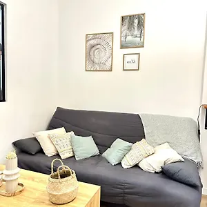 https://appartement-intramuros-avec-jardin-et-barbecue.aixenprovencehotels.org