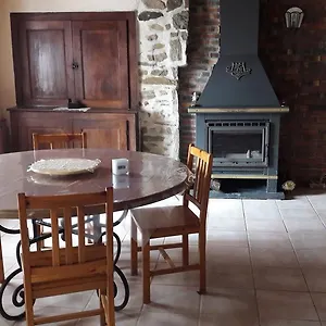 https://gite-de-lorchidee.hotels-rhonealpes.com